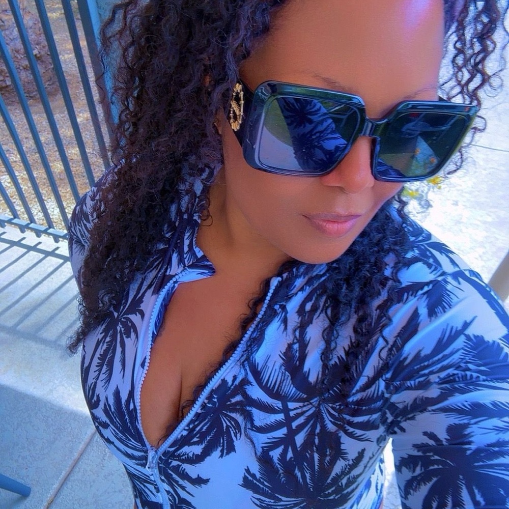 Stylish Black and Blue Sunglasses